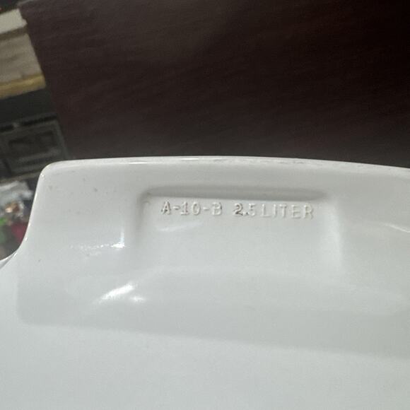 Corning Ware Casserole Pastel Bouquet A-10-B Vintage 2.5 Liter - Picture 8 of 9